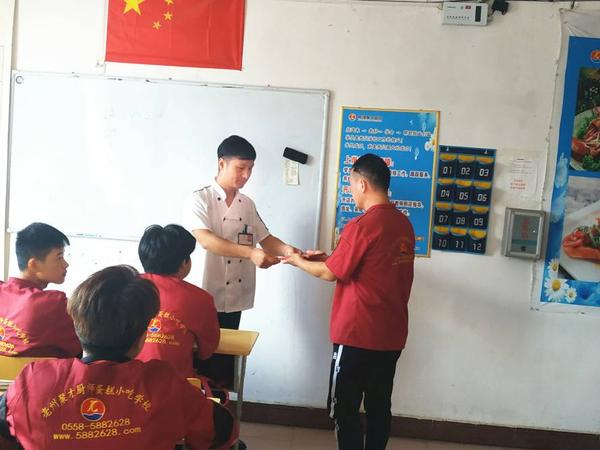 微信图片_20190911225141.jpg