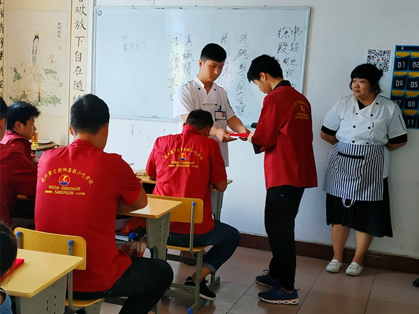 微信图片_20180623153647.jpg